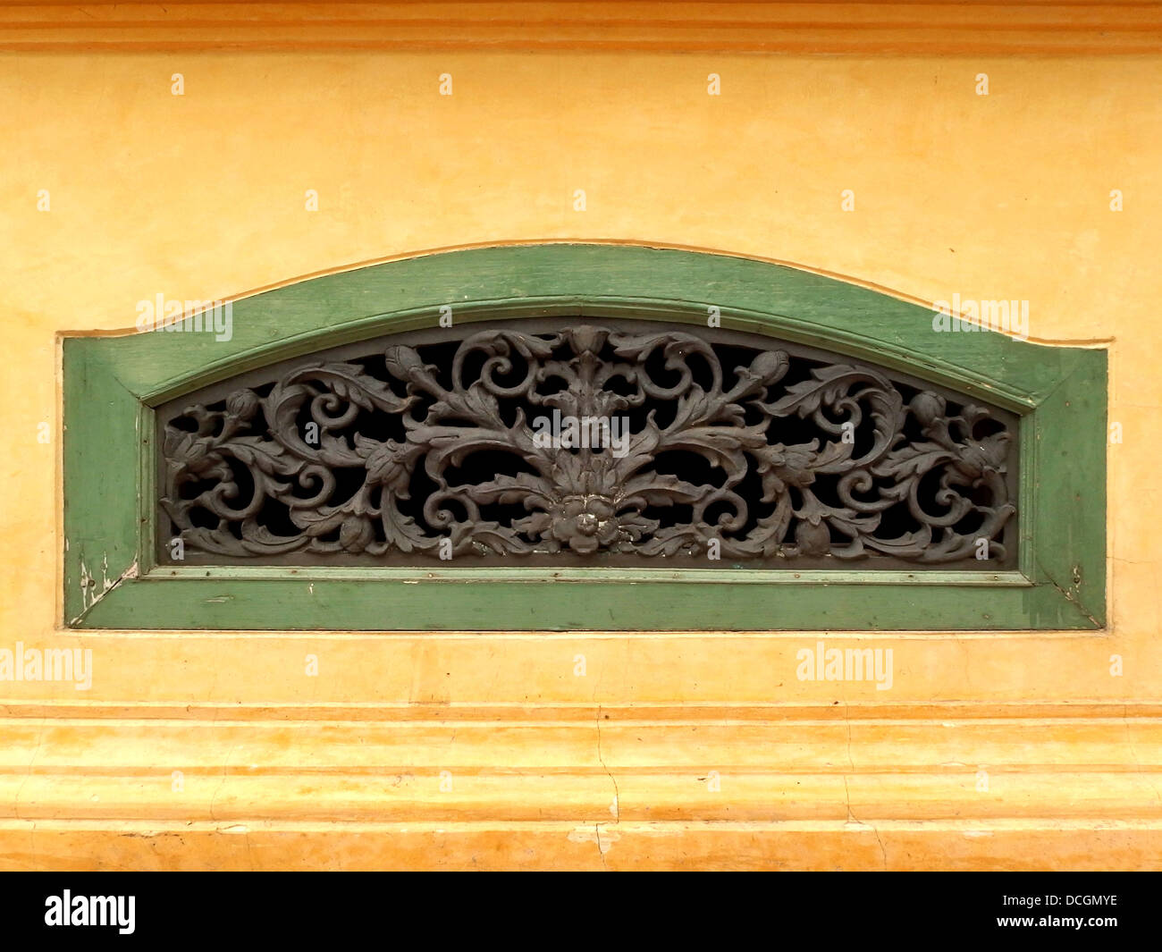 Stencil patterns hi-res stock photography and images - Alamy
