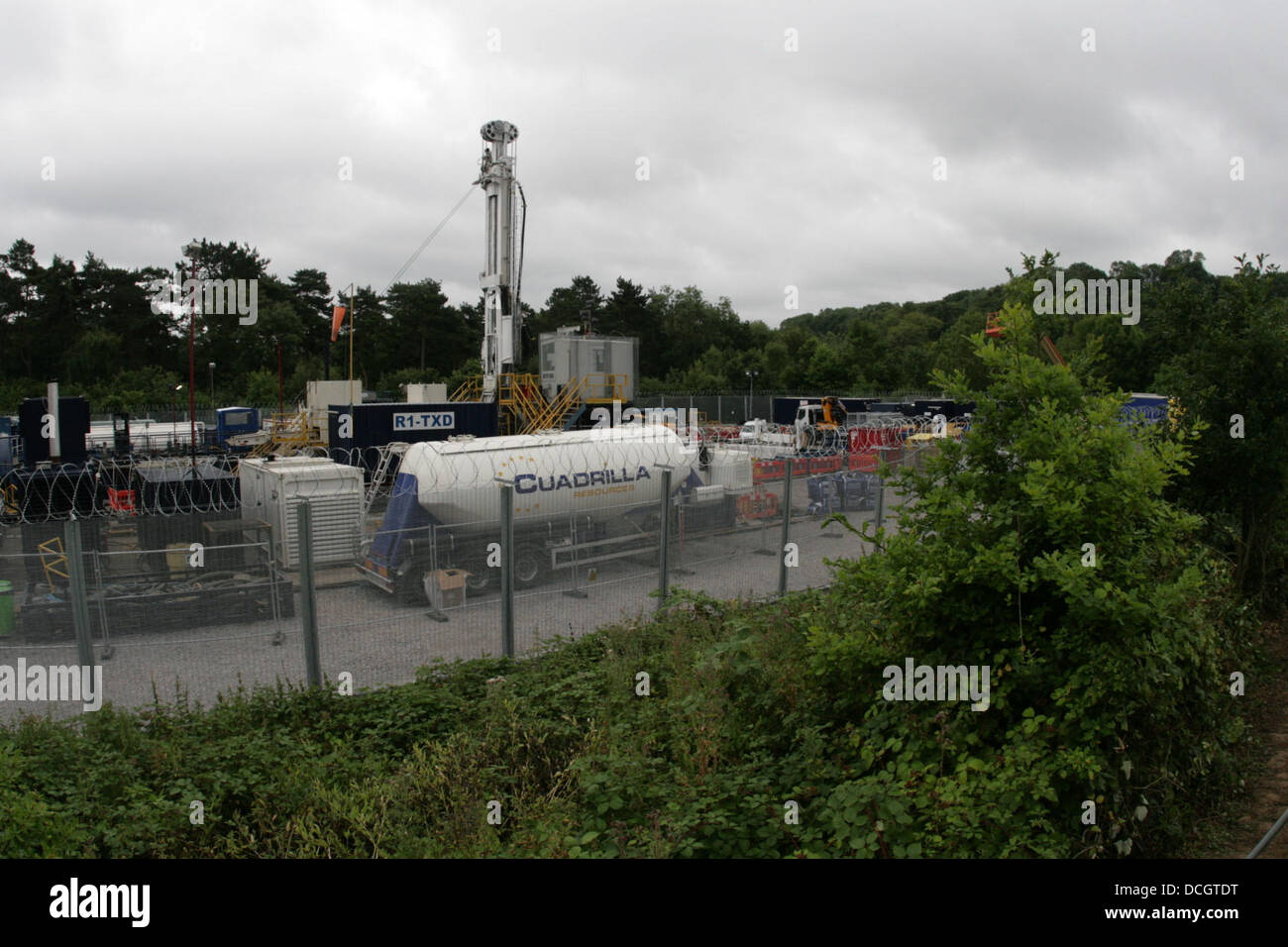 Balcombe, West Sussex, UK. 17th Aug, 2013. Cuadrilla drilling site just outside the village of Balcombe in West Sussex. Credit:  martyn wheatley/Alamy Live News Stock Photo