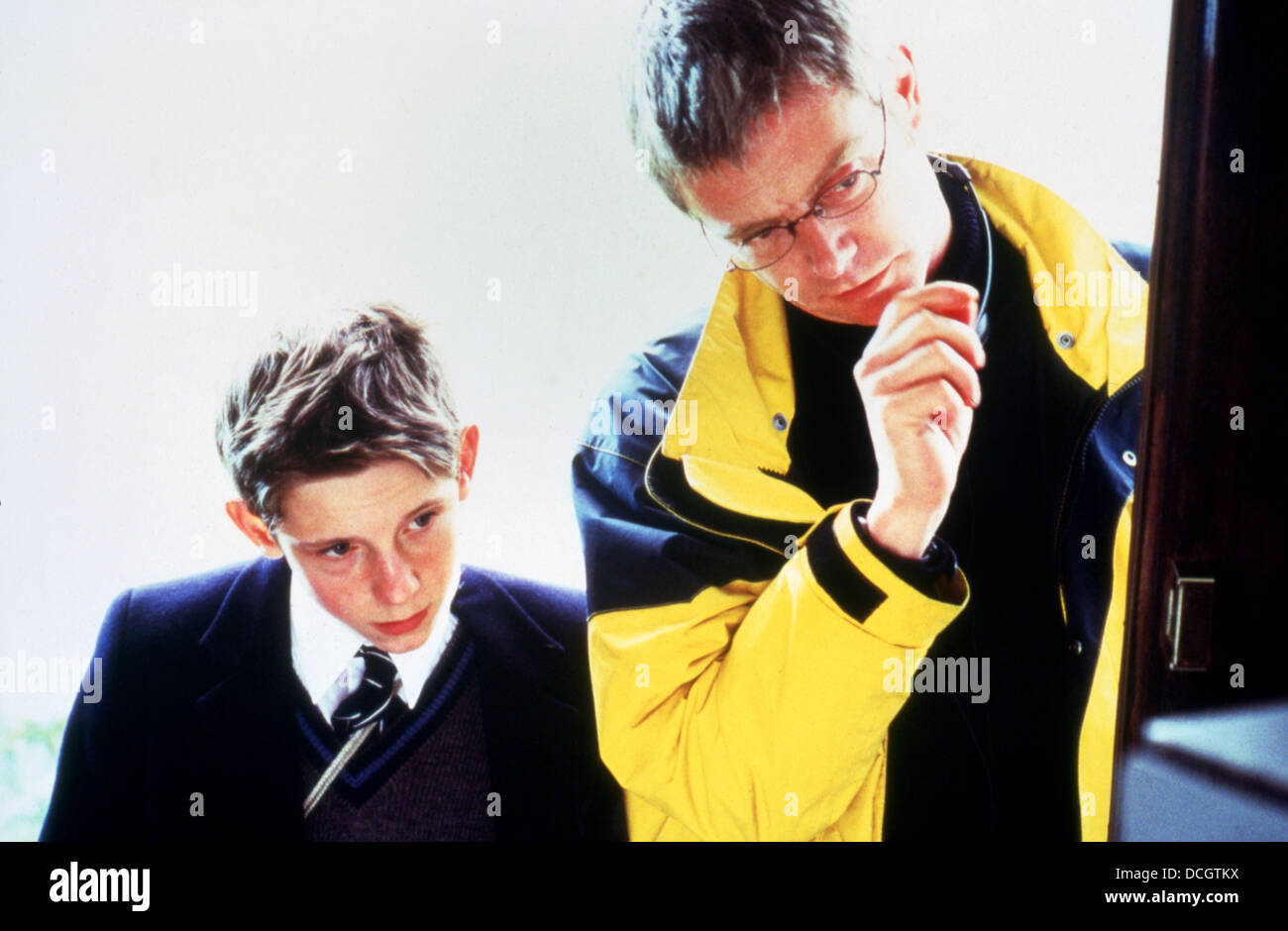 STEPHEN DALDRY (DIRECTOR) ON SET 'BILLY ELLIOT (2000)' WITH JAMIE BELL DALY 001 MOVIESTORE COLLECTION LTD Stock Photo