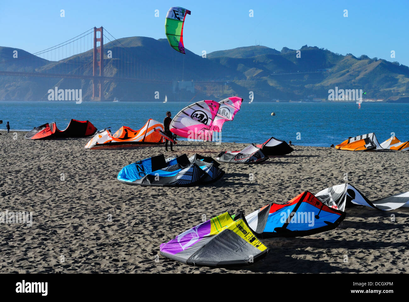 Kite surfing crissy field hires stock photography and images Alamy