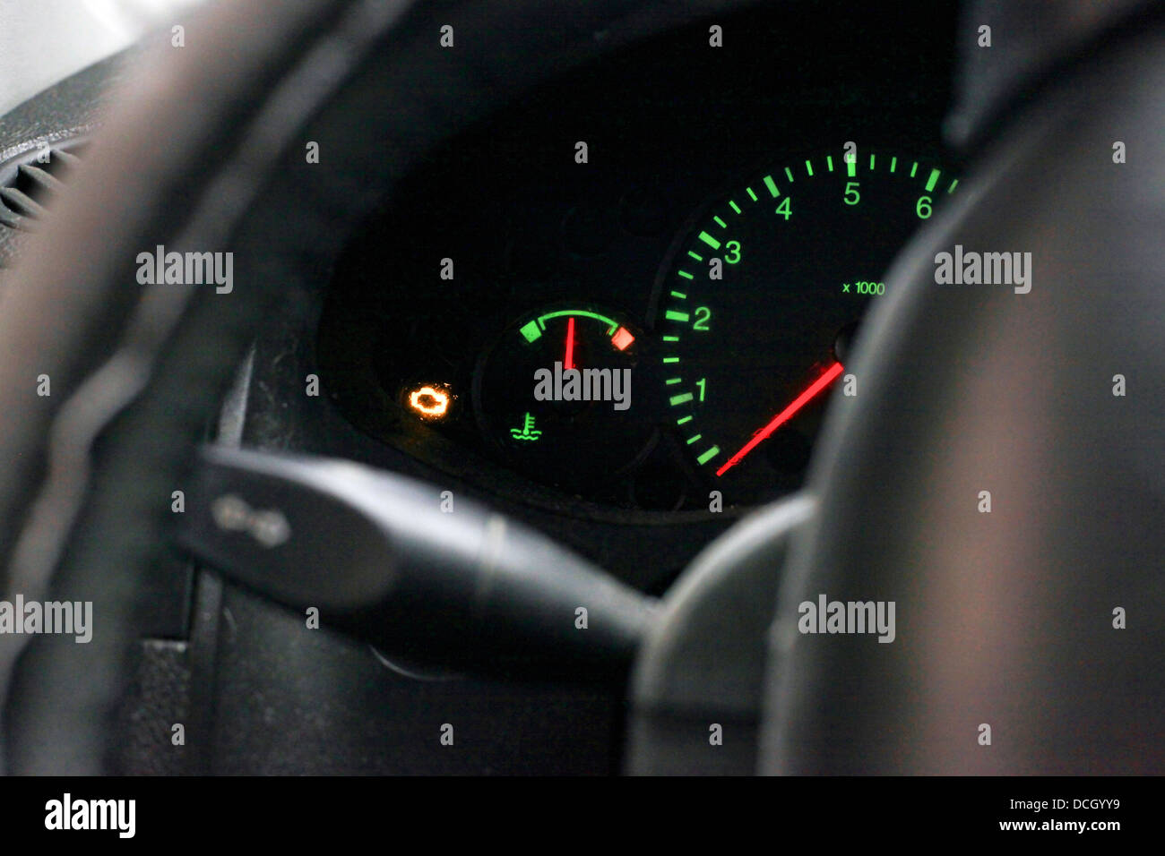 Car steering wheel dash hi-res stock photography and images - Alamy