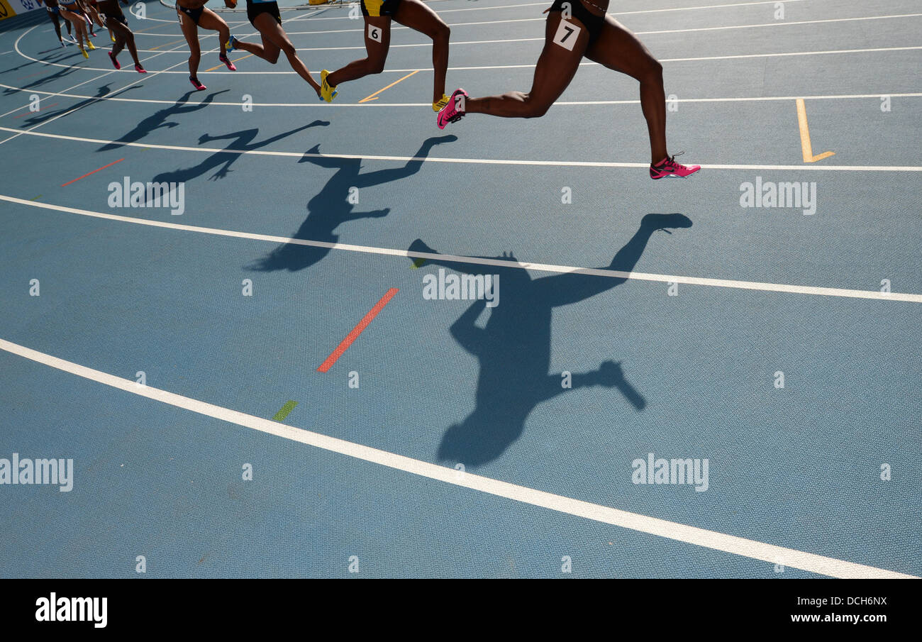 Moscow, Russia. 18th Aug, 2013. Athletes compete in the Women's 4x100m Relay Heat at the 14th IAAF World Championships in Athletics at Luzhniki Stadium in Moscow, Russia, 18 August 2013. Photo: Bernd Thissen/dpa/Alamy Live News Stock Photo