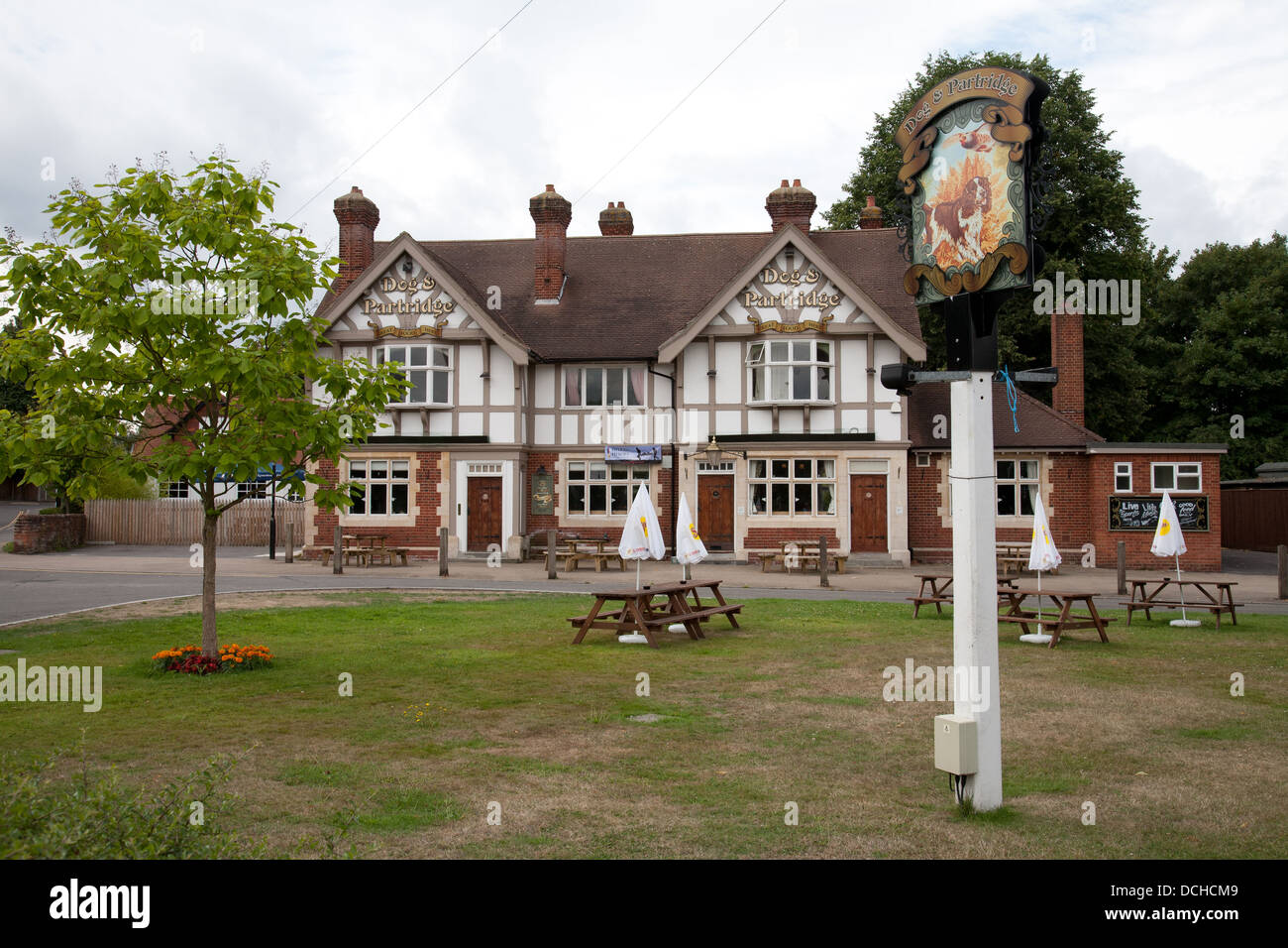 Dog & Partridge Inn Yateley Hampshire Stock Photo