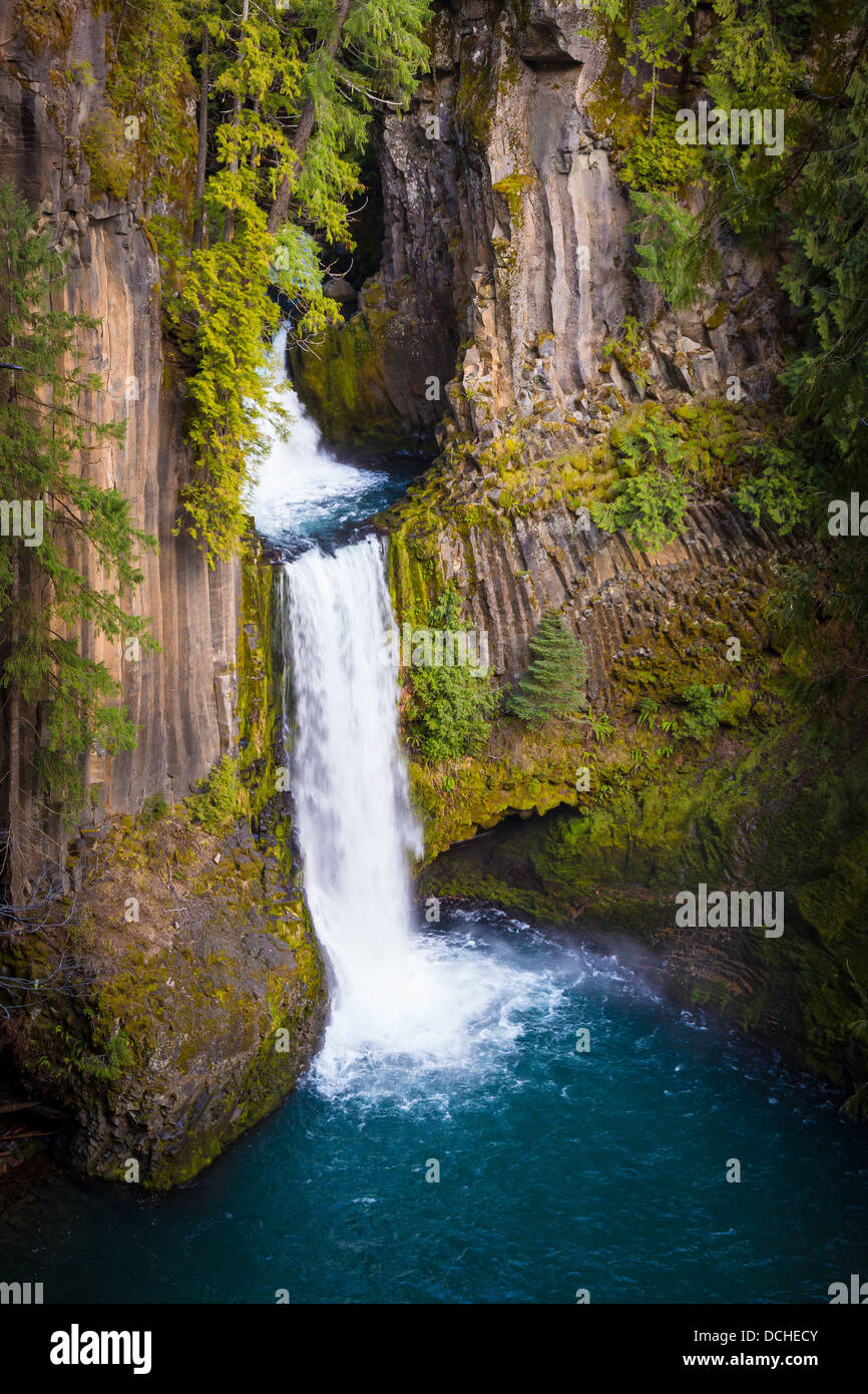 Toketee Falls waterfall in Douglas County, Oregon Stock Photo