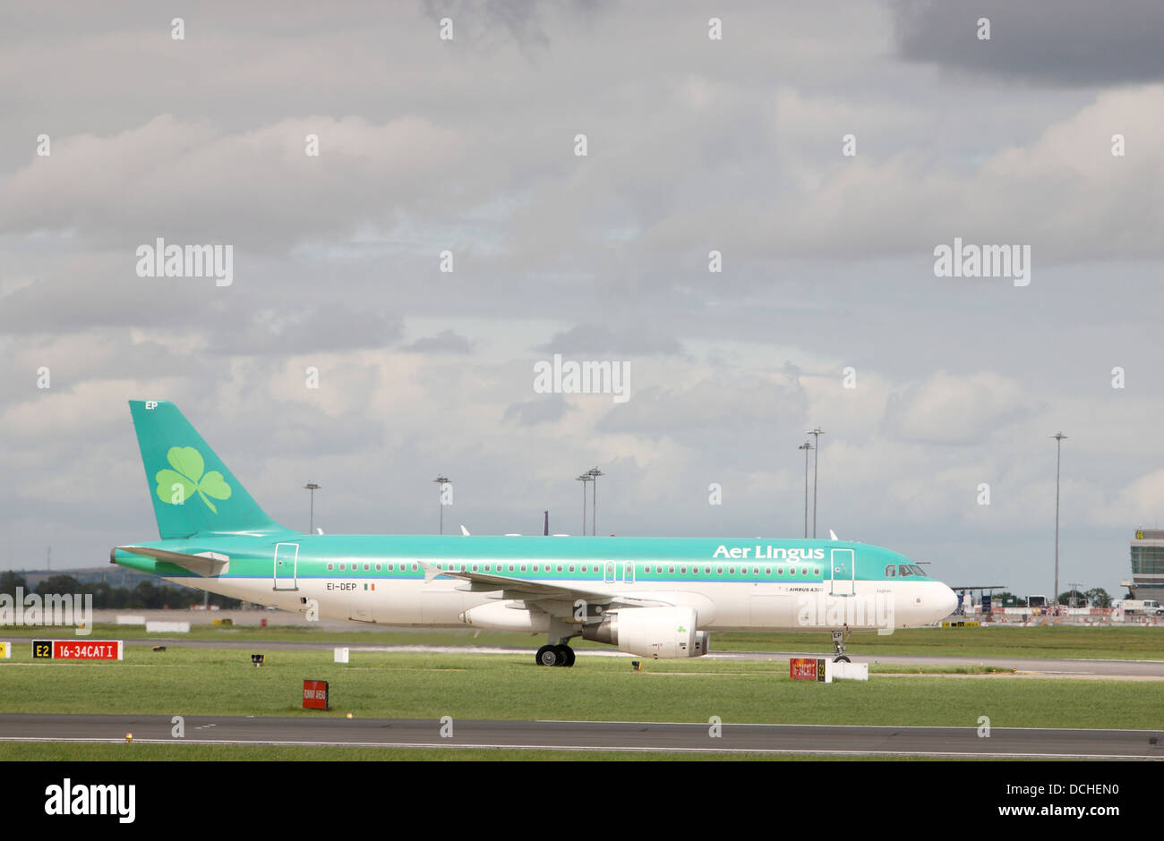 Aer lingus plane at dublin airport Stock Photo Alamy