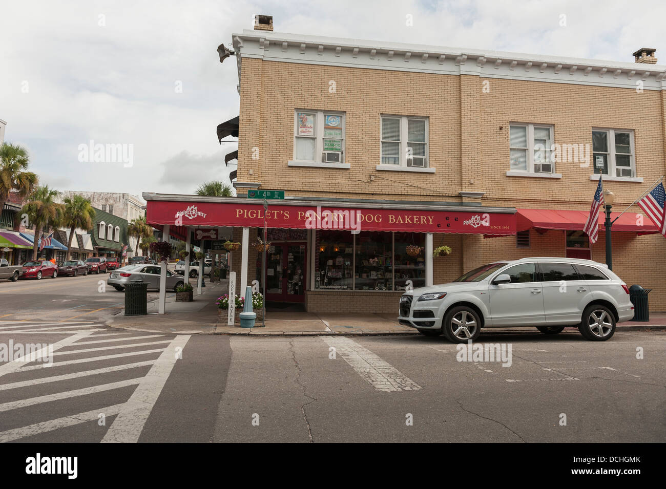 Piglet's Pantry Bakery store for pets in the City of Mount Dora