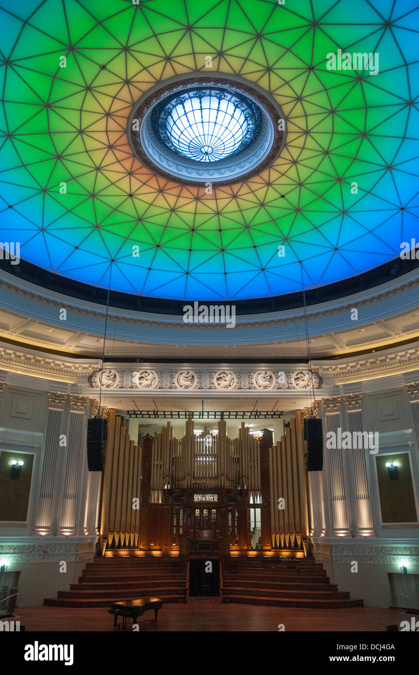 Brisbane city hall dome hires stock photography and images Alamy