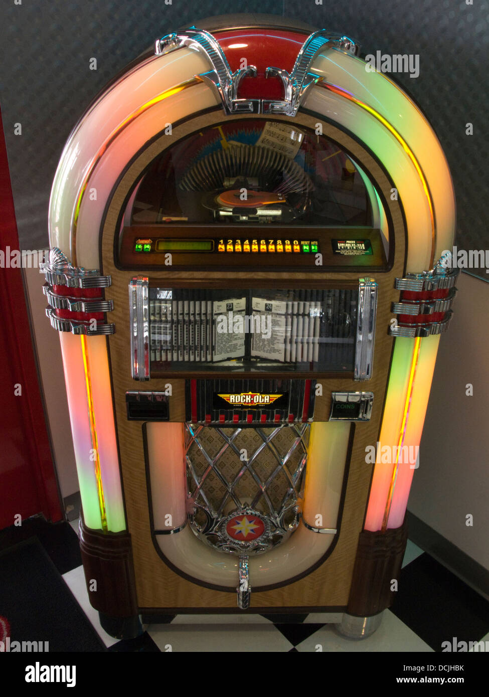 Old diner jukebox hires stock photography and images Alamy