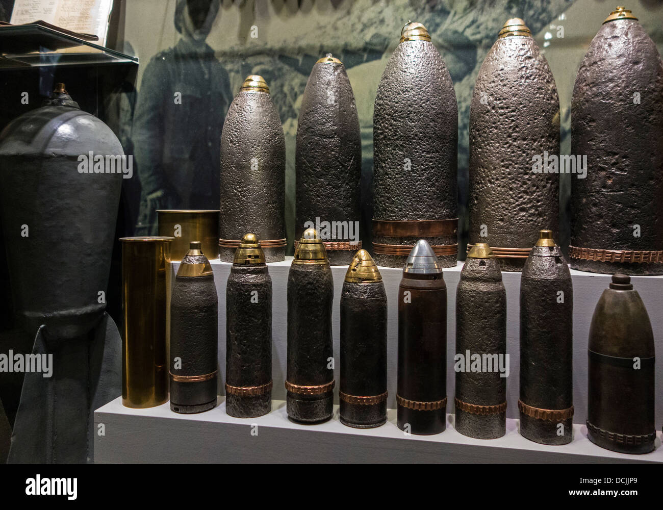 First World War One artillery ammunition grenades and shells in the WW1 Memorial Museum Passchendaele 1917 at Zonnebeke, Belgium Stock Photo