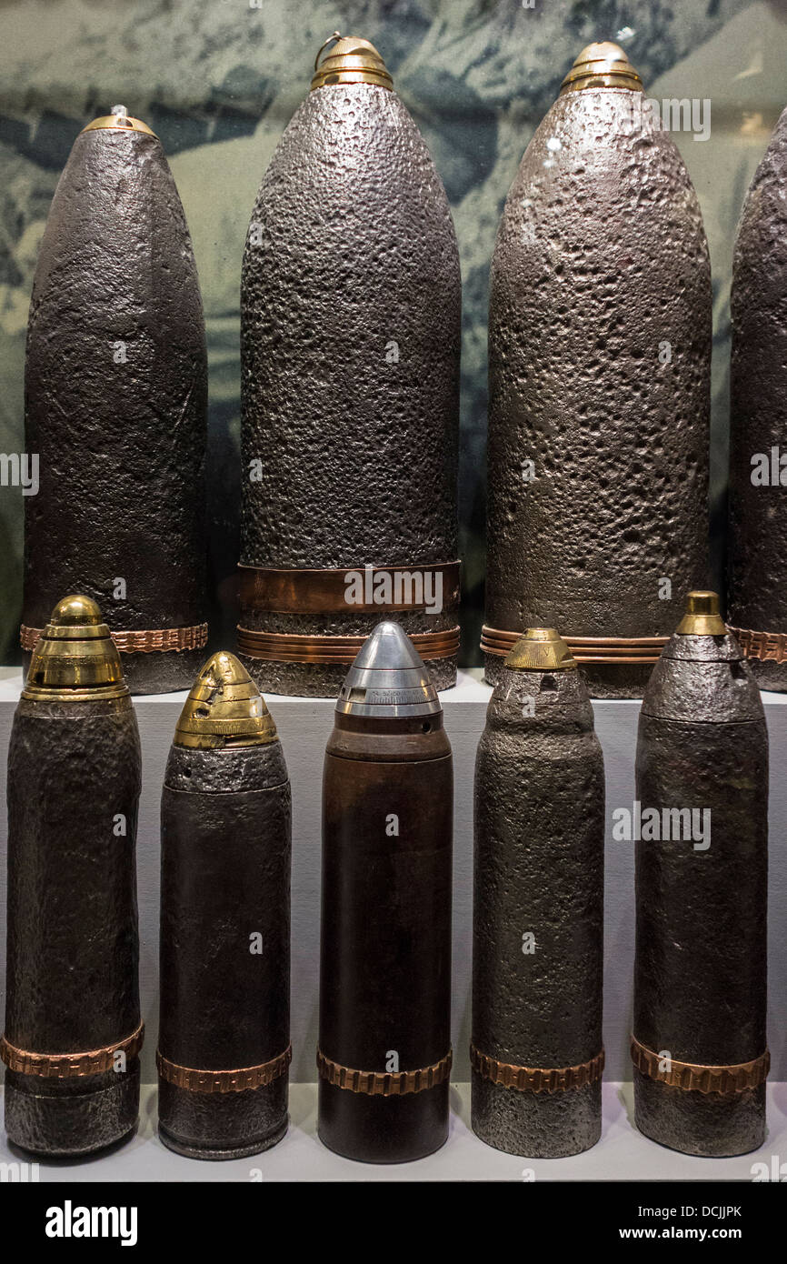 First World War One artillery ammunition grenades and shells in the WWI Memorial Museum Passchendaele 1917 at Zonnebeke, Belgium Stock Photo