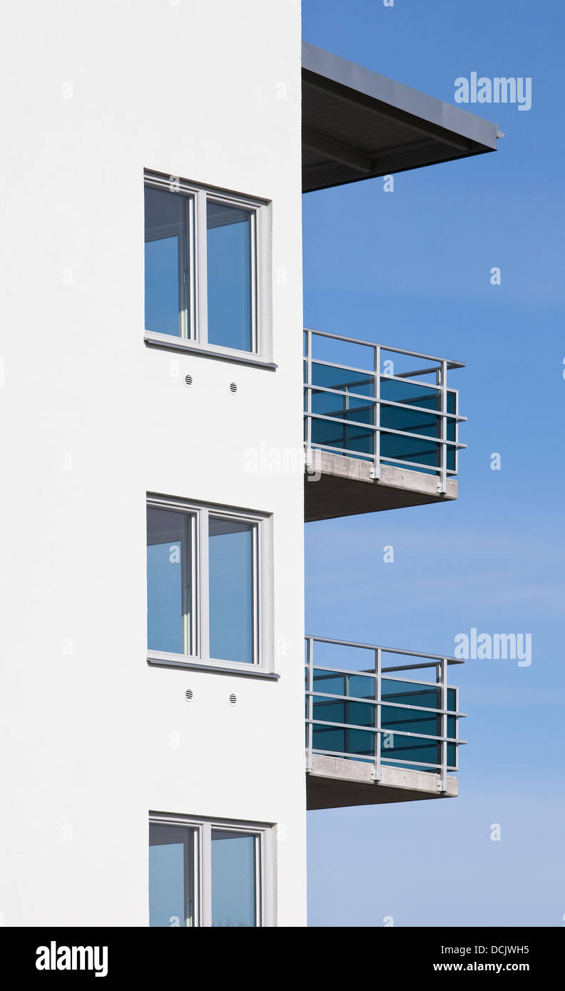 Modern building towards blue sky Stock Photo - Alamy