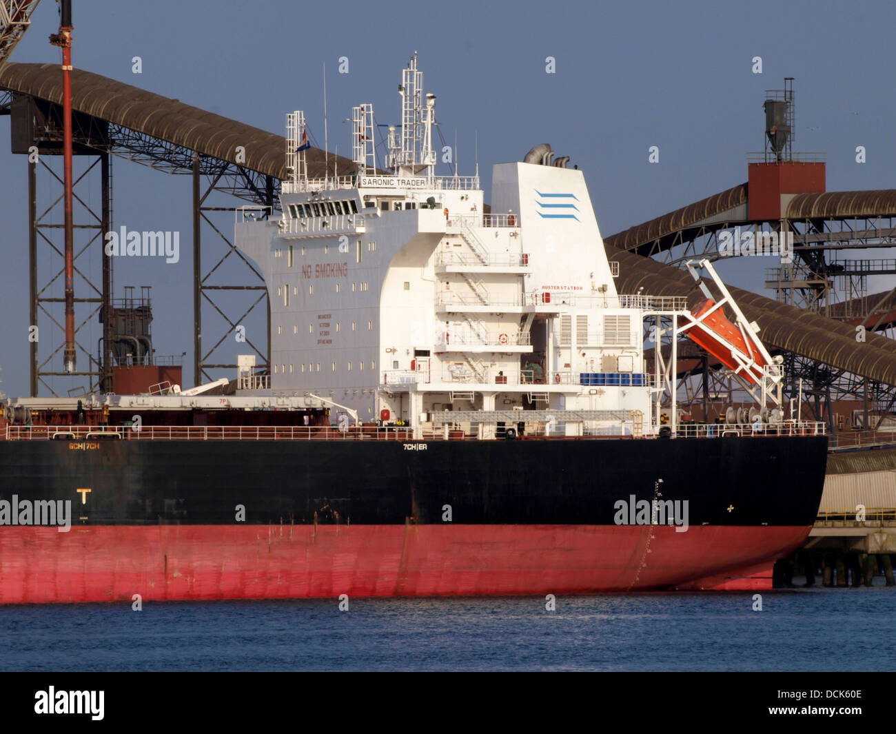 Судно Saronic trader. Saronic Champion судно. Saronic trader. Madrid trader Vessel. Colombo trader vessel. Судно Saronic trader. Saronic Champion судно. Saronic trader. Madrid trader Vessel.