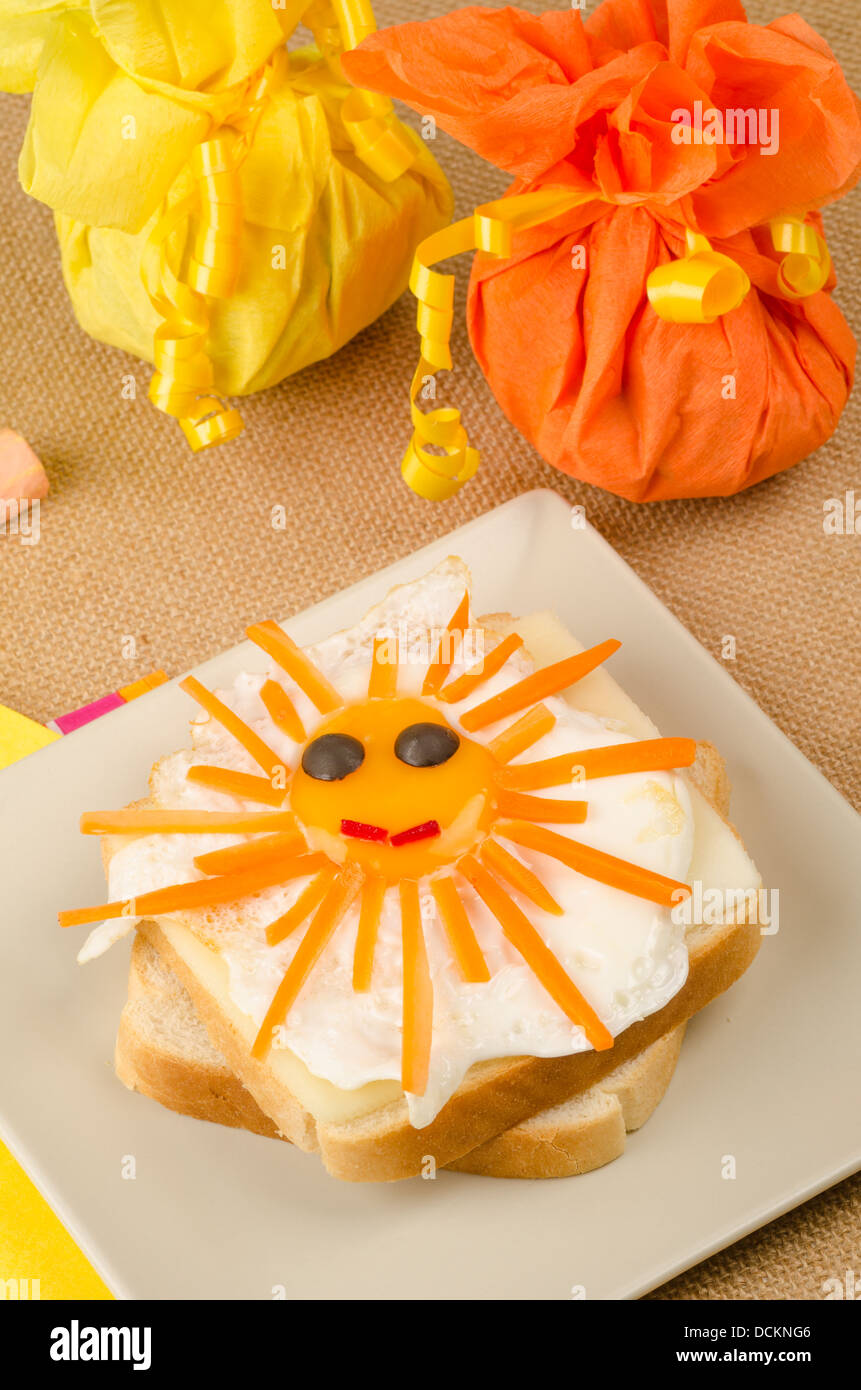 Attractively decorated egg on sandwich bread, kid meal Stock Photo - Alamy