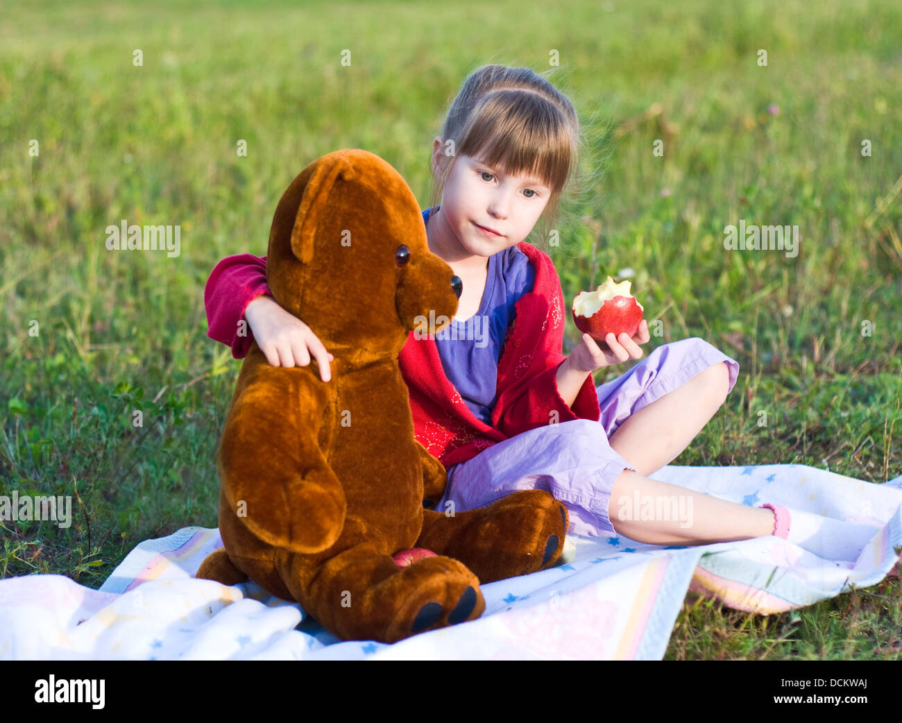 girl with teddy bear Stock Photo - Alamy