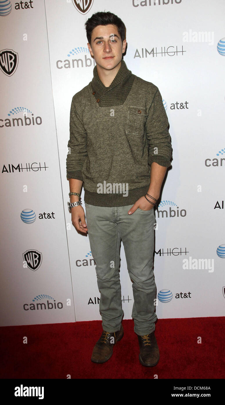 David Henrie Cambio And Warner Bros. Digital Distribution celebrates ...