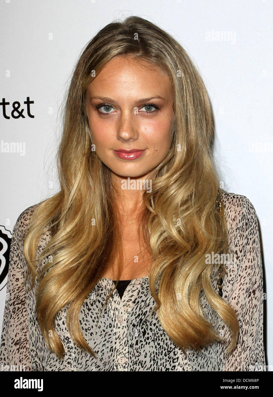 Melissa Ordway Cambio And Warner Bros. Digital Distribution celebrates ...