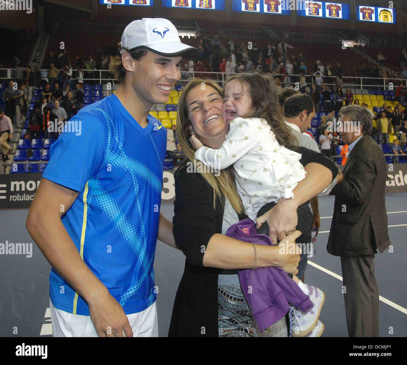 pics Rafael Nadal Wife Pregnant https www alamy com stock photo rafael nadal pregnant arantxa sanchez vicario and her daughter arancha 59460745 html