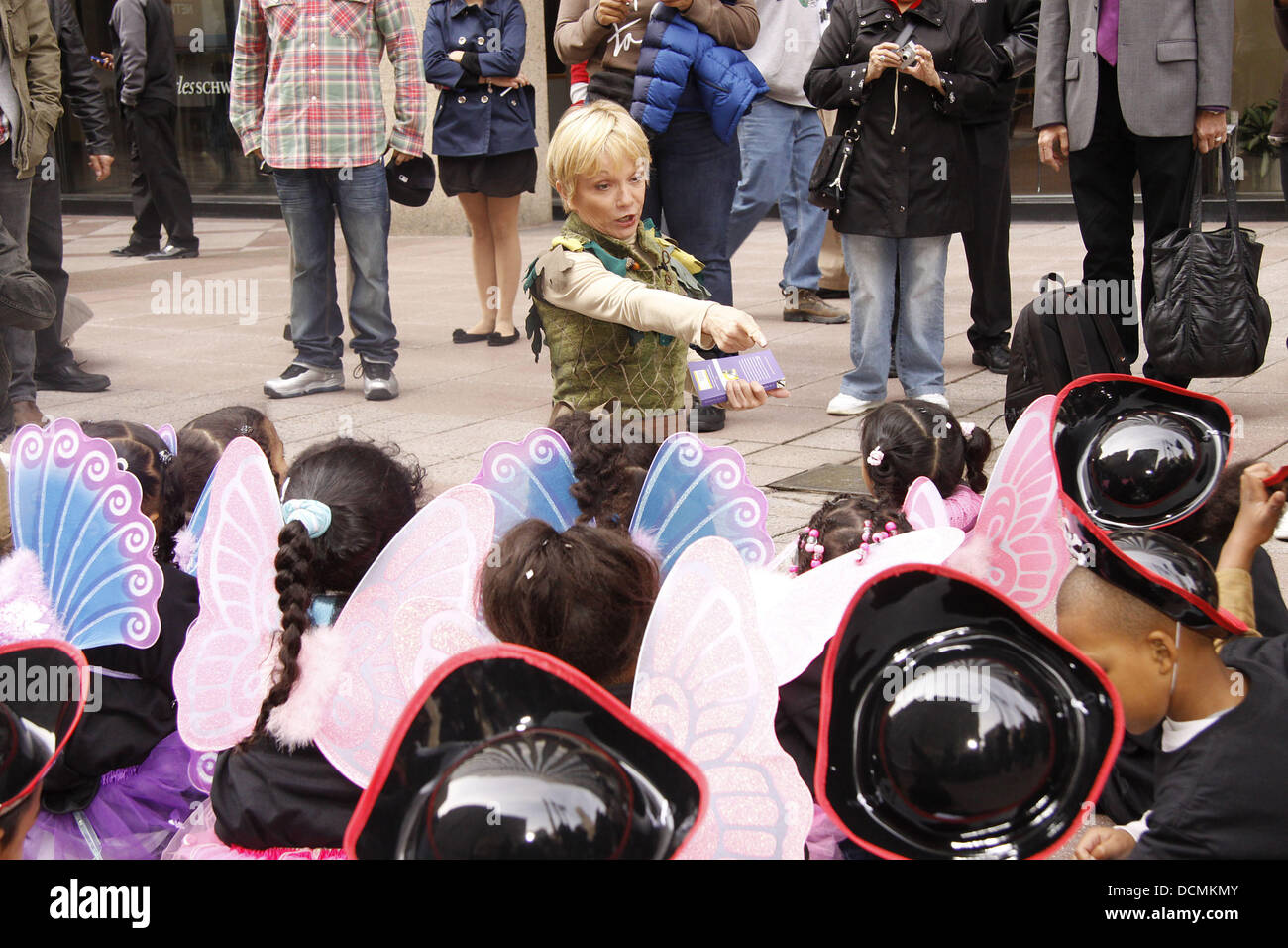 Cathy Rigby In Costume As Peter Pan Greets Children From The