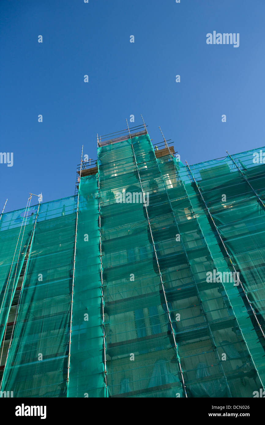 Construction site man made structure steel hi-res stock photography and ...