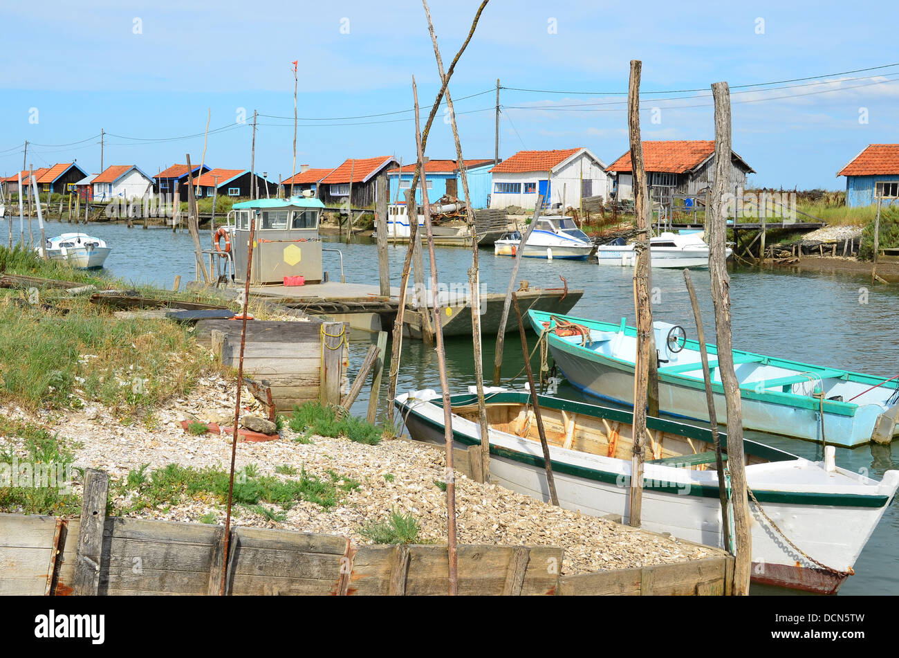 Oyster farming charente maritime france hires stock photography and