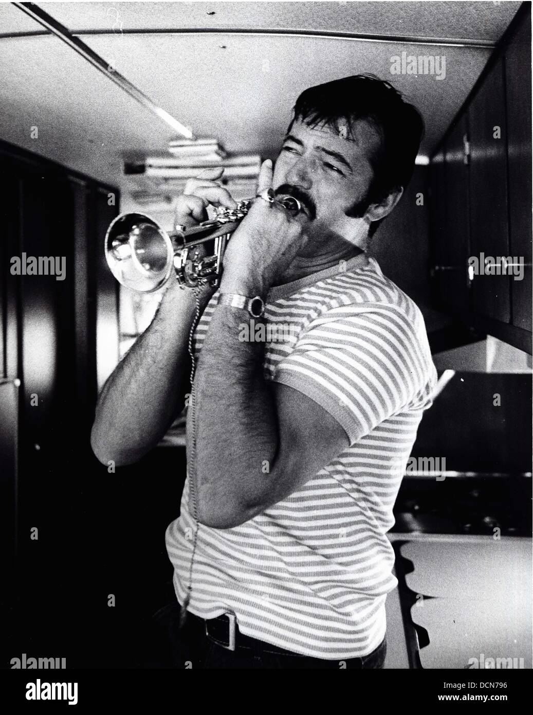 Robert goulet hi-res stock photography and images - Alamy