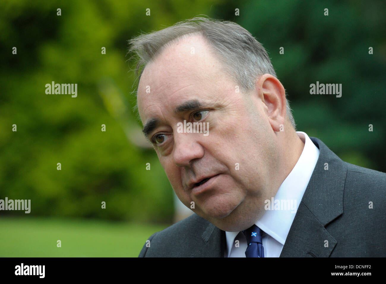 Hawick, Scotland, UK. 20th Aug, 2013. 20/08/13 Hawick, Scotland, UK. 20Haw August 2013. FM announces £2m in Legacy physical activity funding First Minister Alex Salmond today announced details of the 40 projects across Scotland that will benefit from the second round of the Active Places Fund, which aims to encourage physical activity as part of the GovernmentÕs Games legacy programme. (Photo Credit: © Rob Gray) Credit:  Rob Gray/Alamy Live News Stock Photo