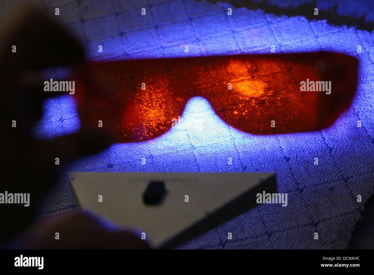 Forensic Police Officer Looks A Hi res Stock Photography And Images Alamy forensic-police-officer-looks-a-hi-res-stock-photography-and-images-alamy