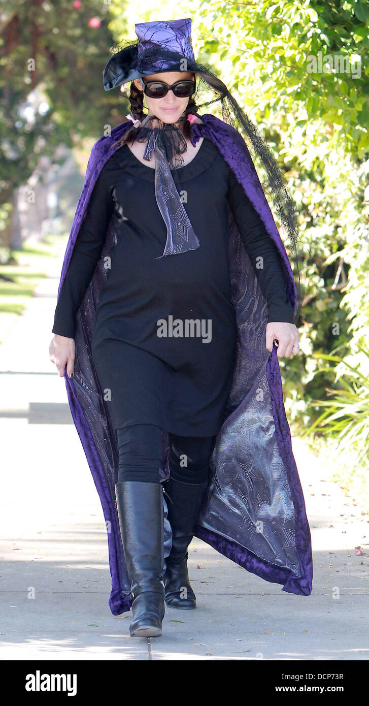 Jennifer Garner Witch Halloween Costume Jennifer Garner Witch Halloween Costume
