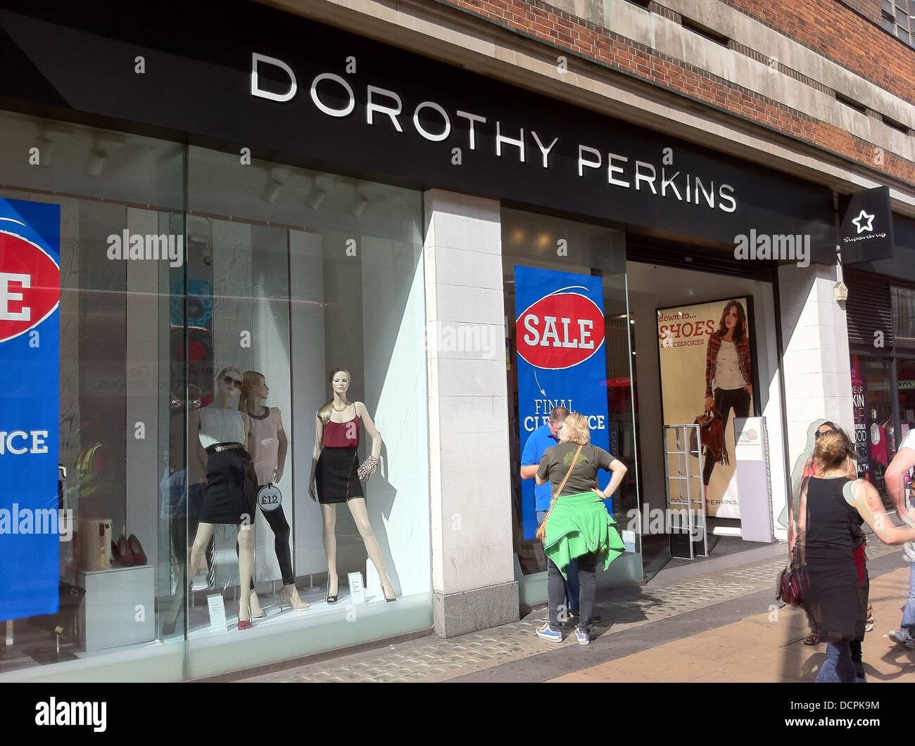 DOROTHY PERKINS store on Oxford Street, London. Photo Tony Gale Stock Photo  - Alamy
