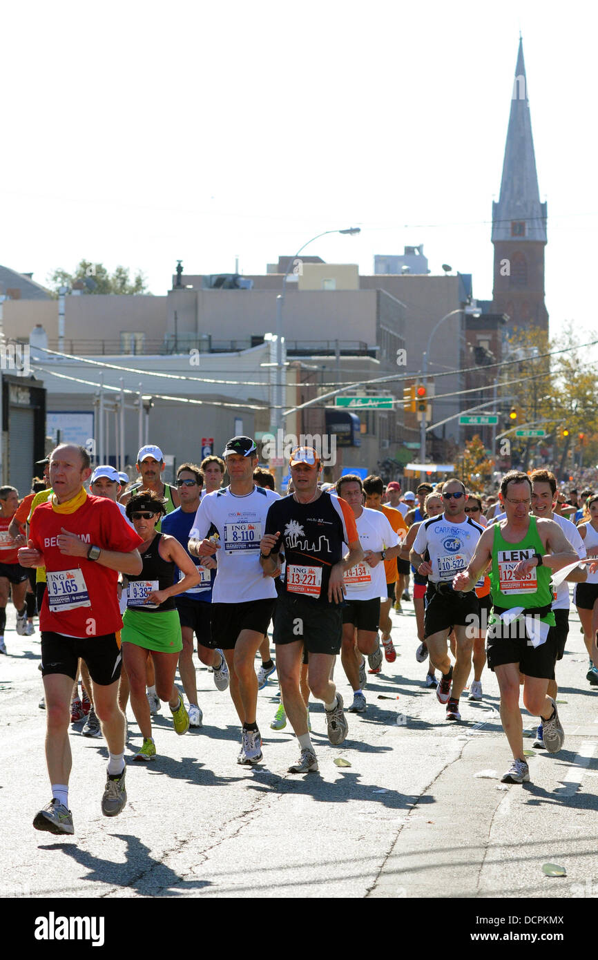 Marathon Runners competing the 2011 ING New York City Marathon New York City, USA 06.11.11