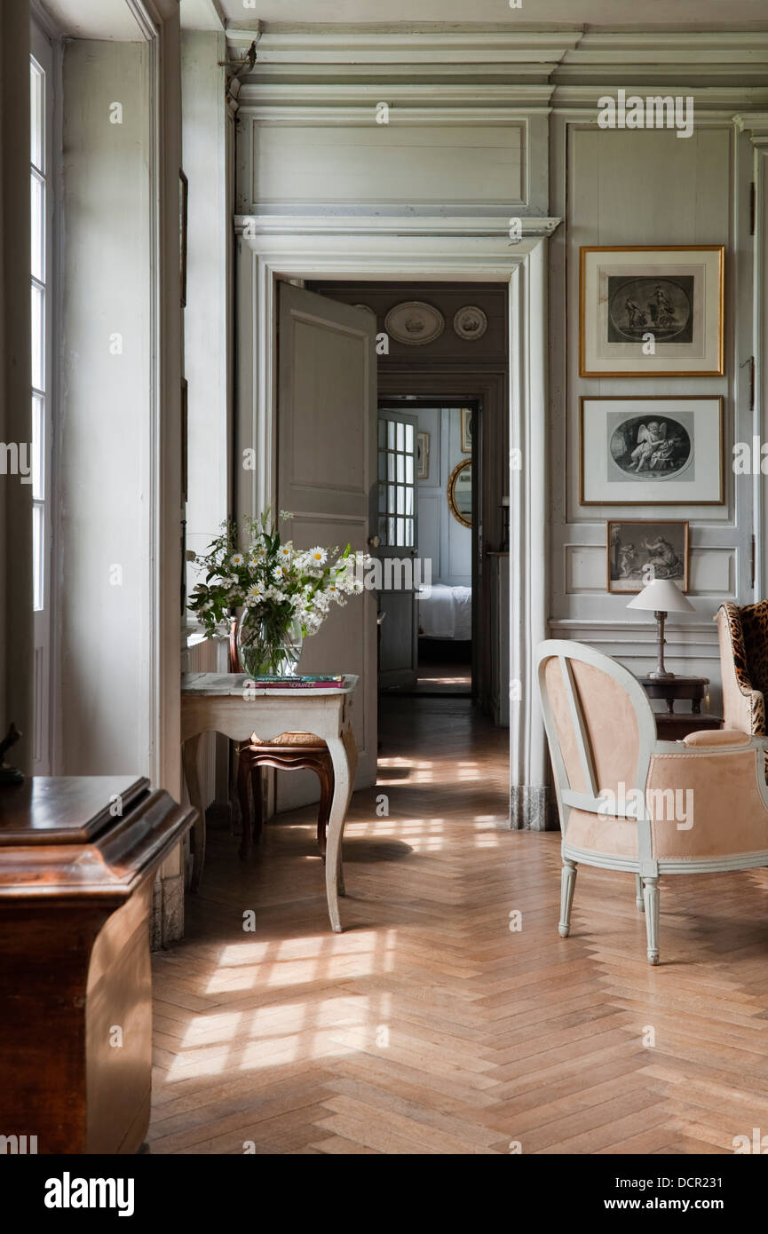 French interior design hi-res stock photography and images - Alamy