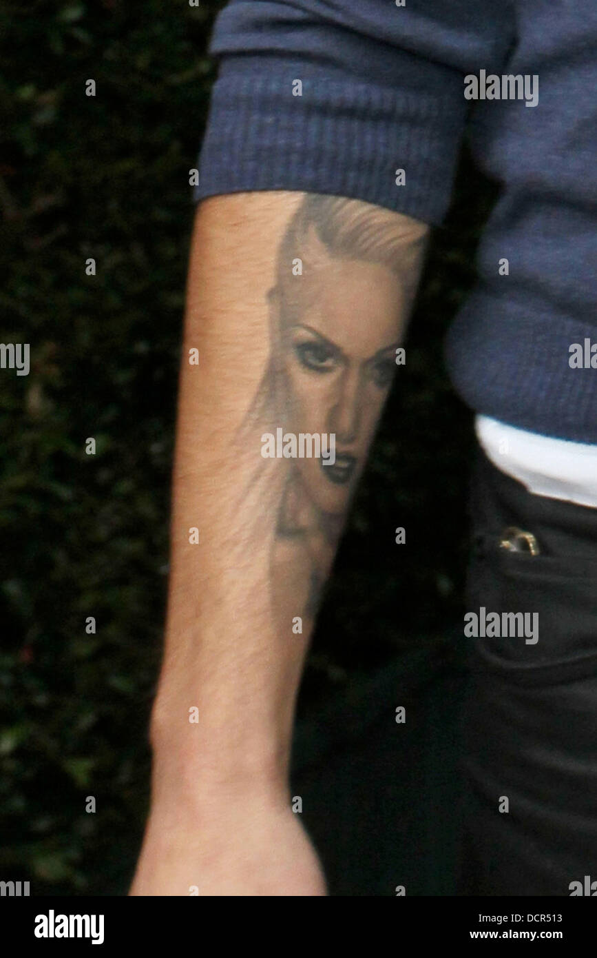 Gwen Stefani unveils HUGE tattoo of herself in epic Instagram post  HELLO