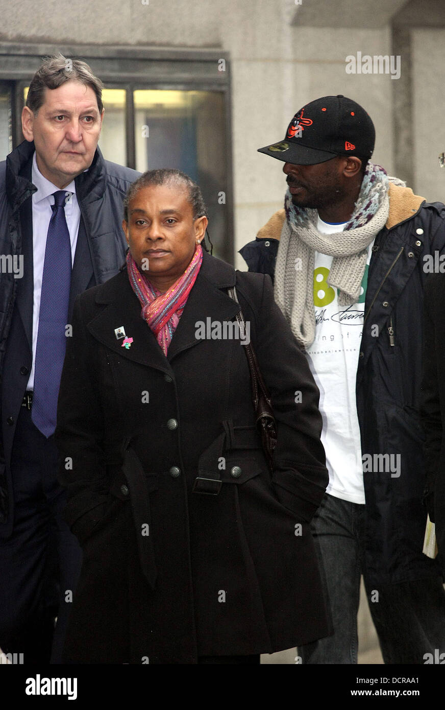 Doreen Lawrence The parents of Stephen Lawrence arrive at the Old Bailey for the start of the trial of Gary Dobson and David Norris for the murder of their son. London, England - 14.11.11 Stock Photo