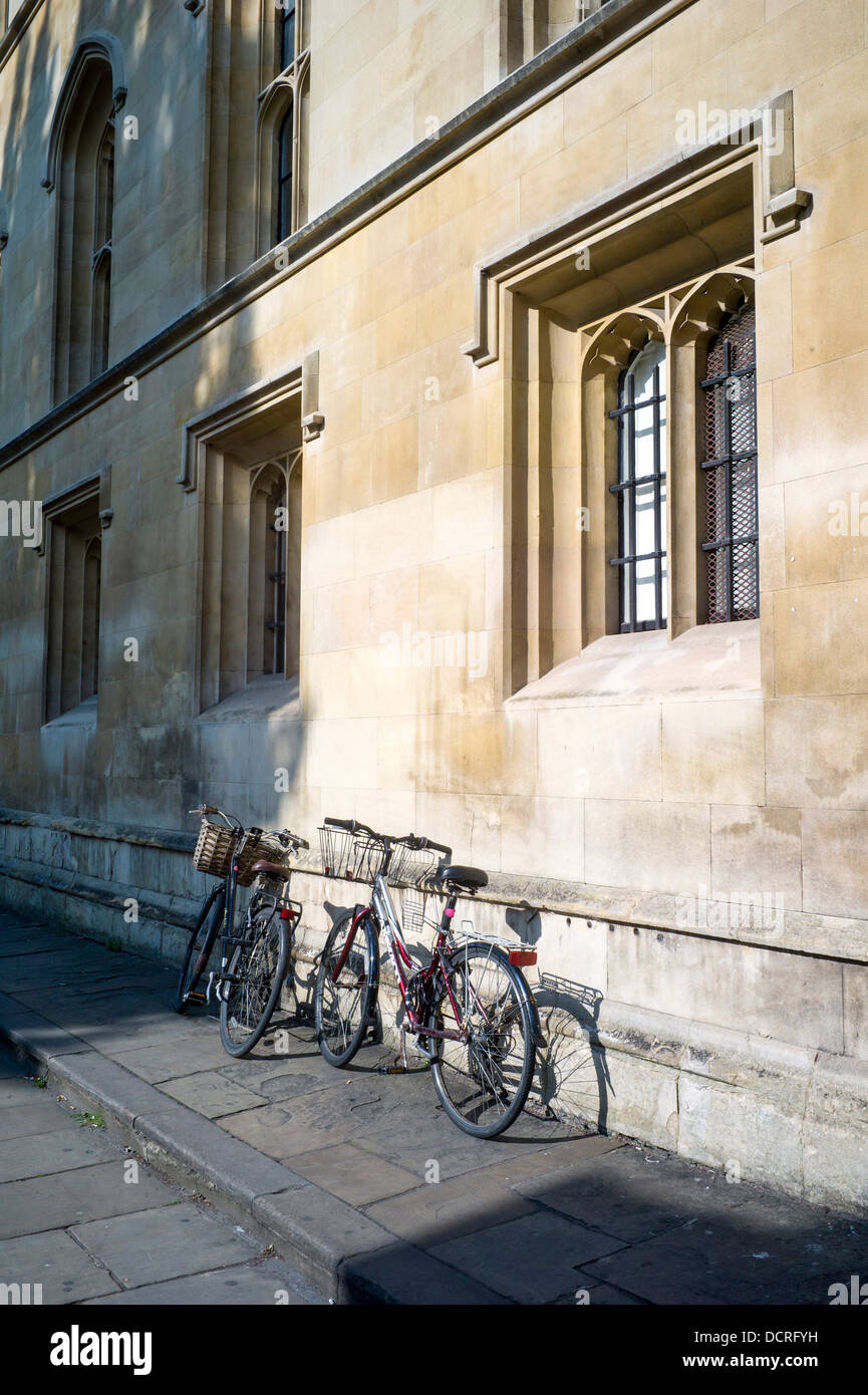 A student's bicycle parked on a Cambridge street, Cambridge University, Cambridge, UK Stock Photo