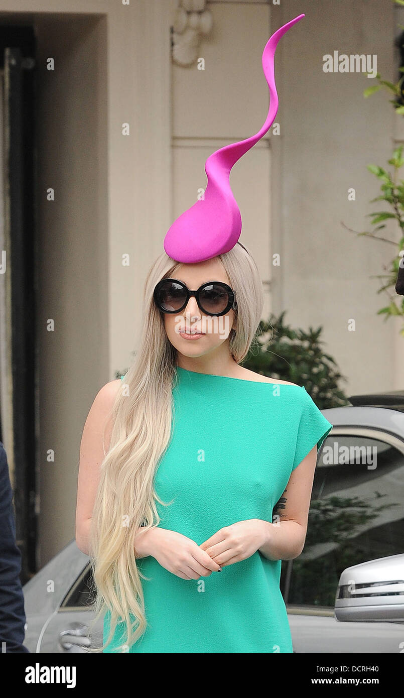 Lady Gaga Leaving Her Hotel To Film A Tv Show Before Heading To