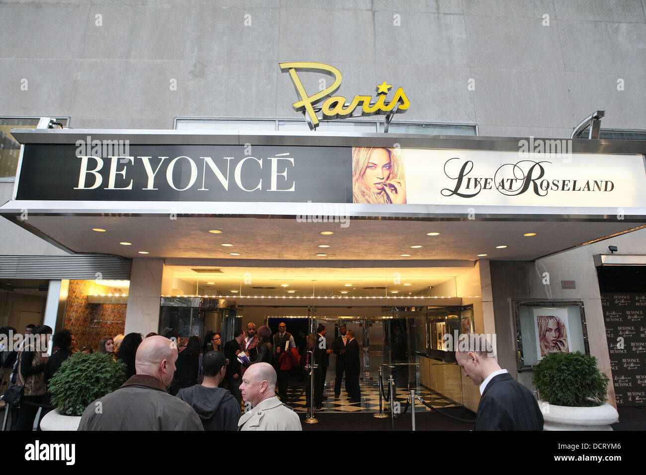 Atmostphere of Paris Theatre at Beyonce Knowles special screening of ...