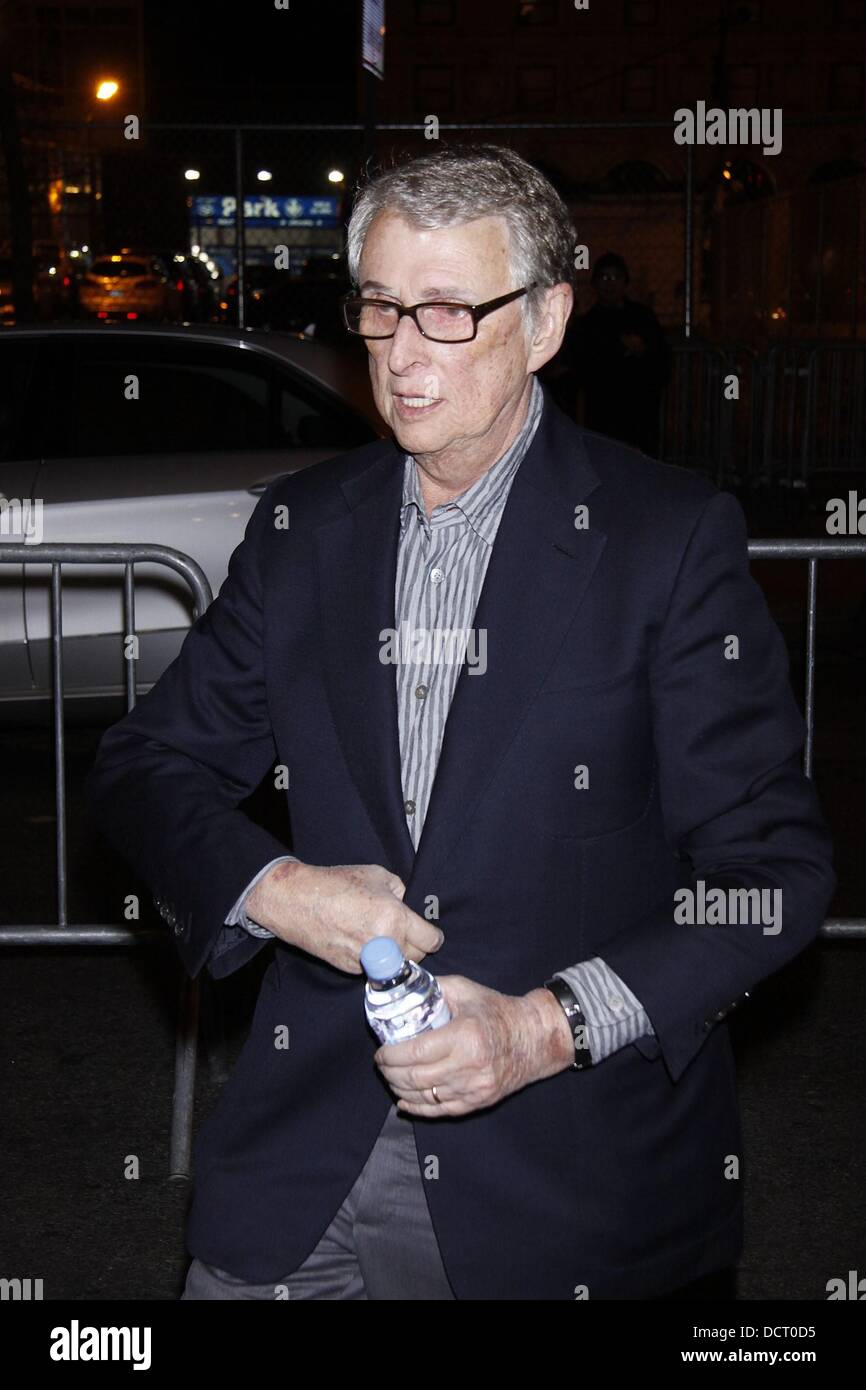 Mike Nichols Broadway World Premiere of 'Seminar' at the Golden Theatre - Arrivals. New York City, USA - 20.11.11 Stock Photo