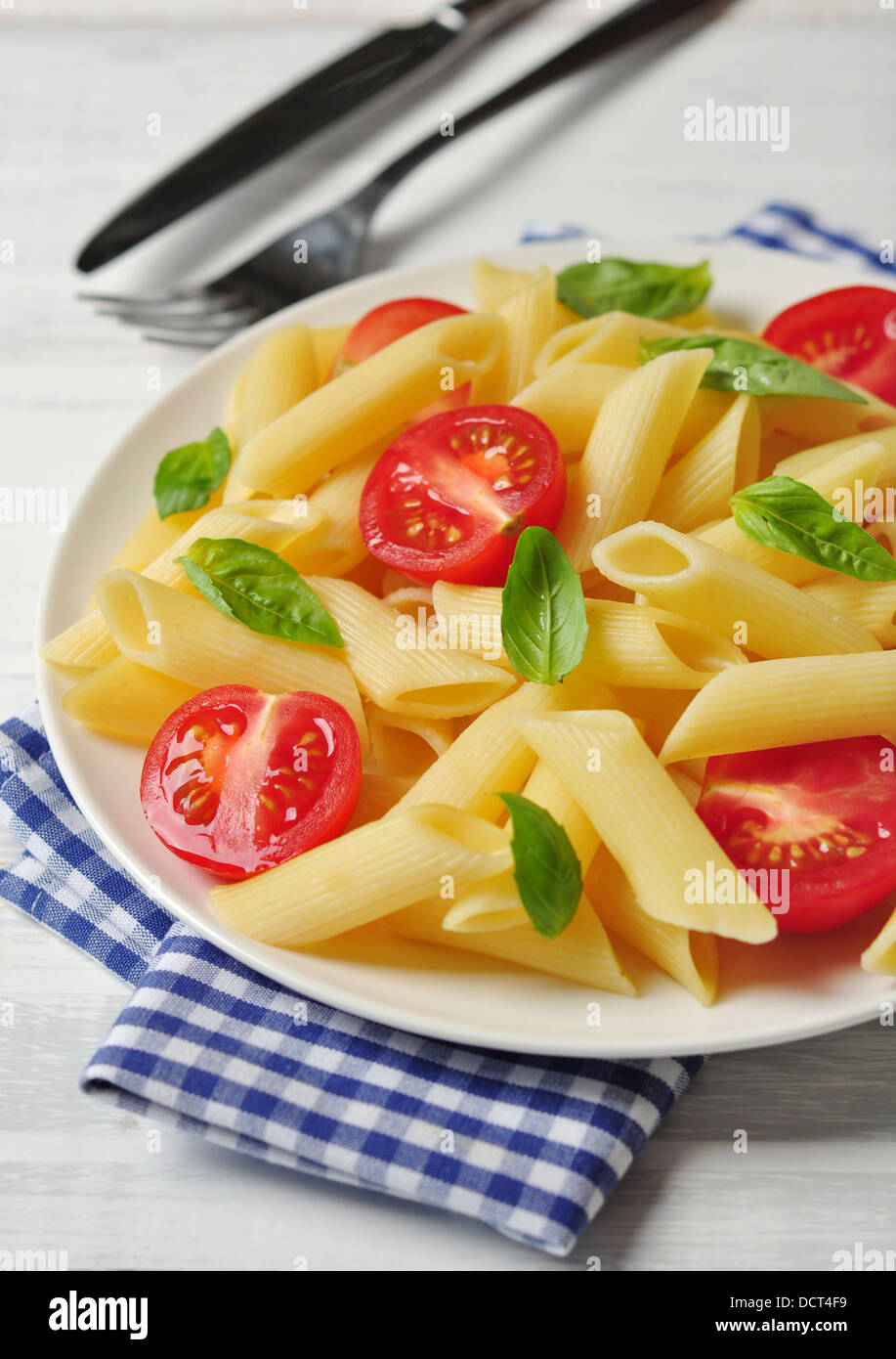 Pasta cherry tomatoes basil hires stock photography and images Alamy