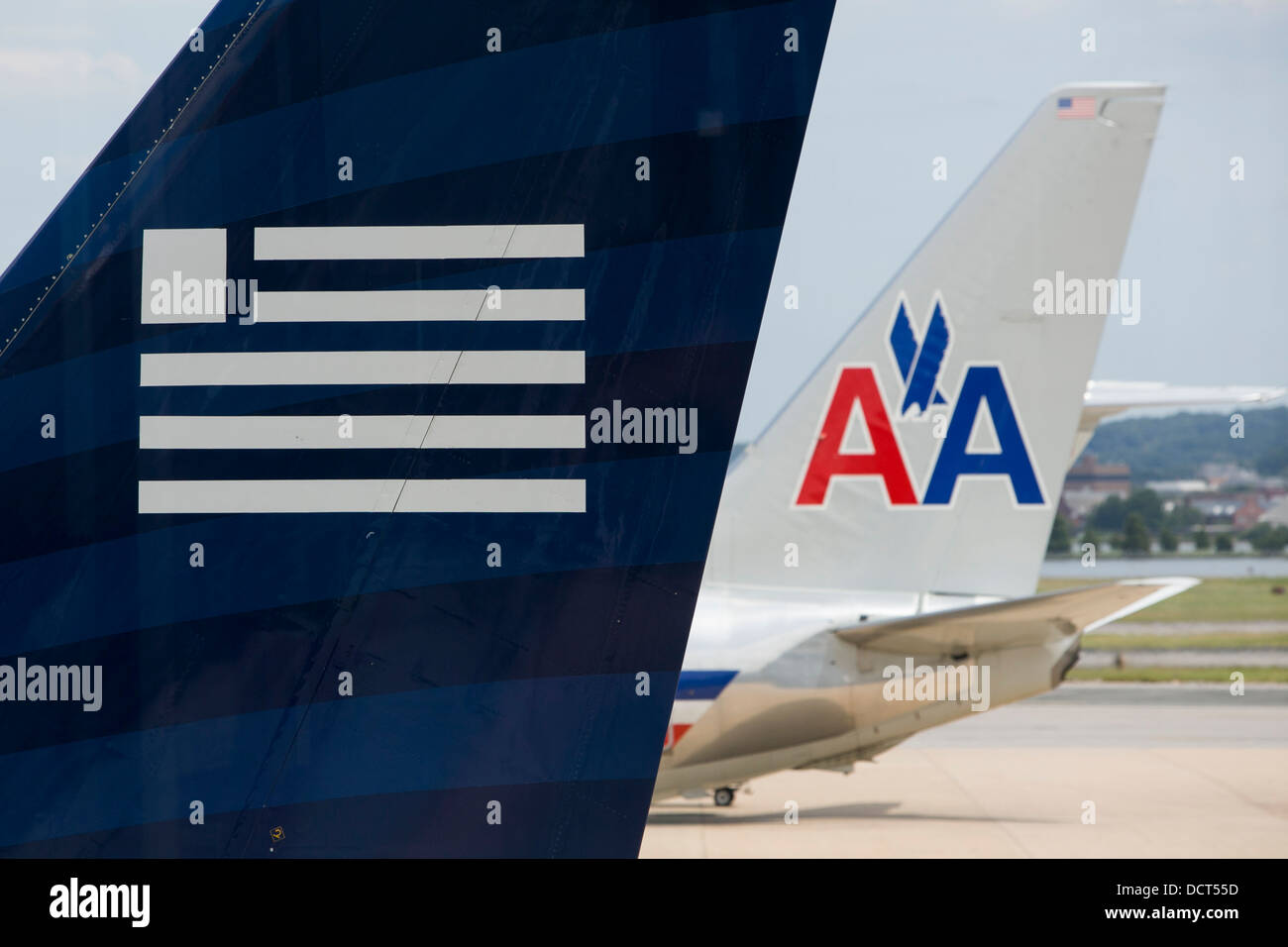 American airlines hi-res stock photography and images - Alamy