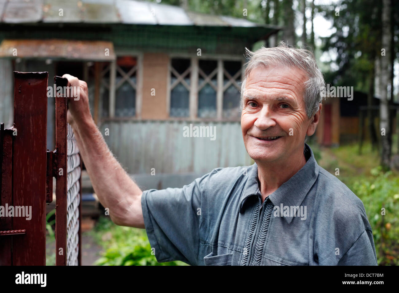 Grey haired handsome old man hi-res stock photography and images - Alamy