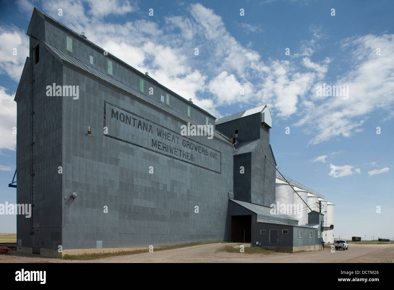 STEEL GRAIN ELEVATOR MERIWETHER MONTANA USA Stock Photo - Alamy