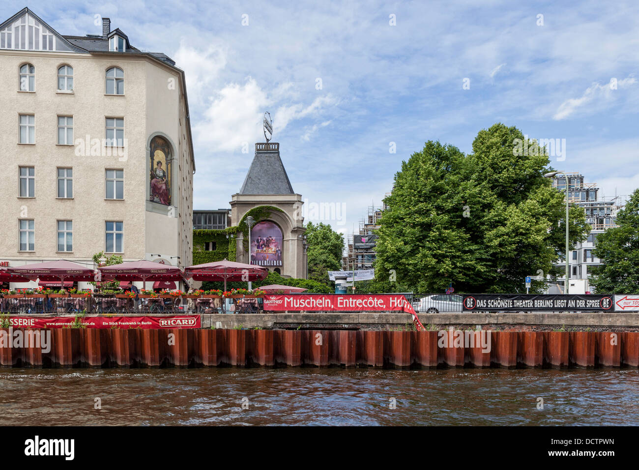 Ganymed brasserie with outdoor area for alfresco dining on the banks of the river Spree Stock Photo