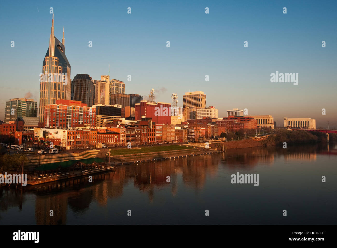 Nashville, TN Early morning light from the pedestrian bridge Stock Photo