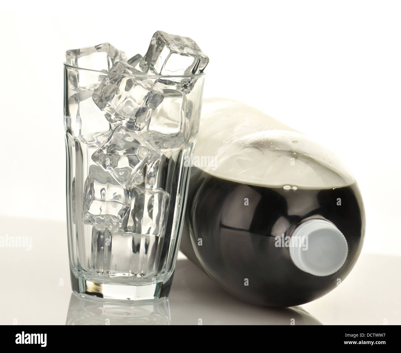 Solid composition hi-res stock photography and images - Alamy