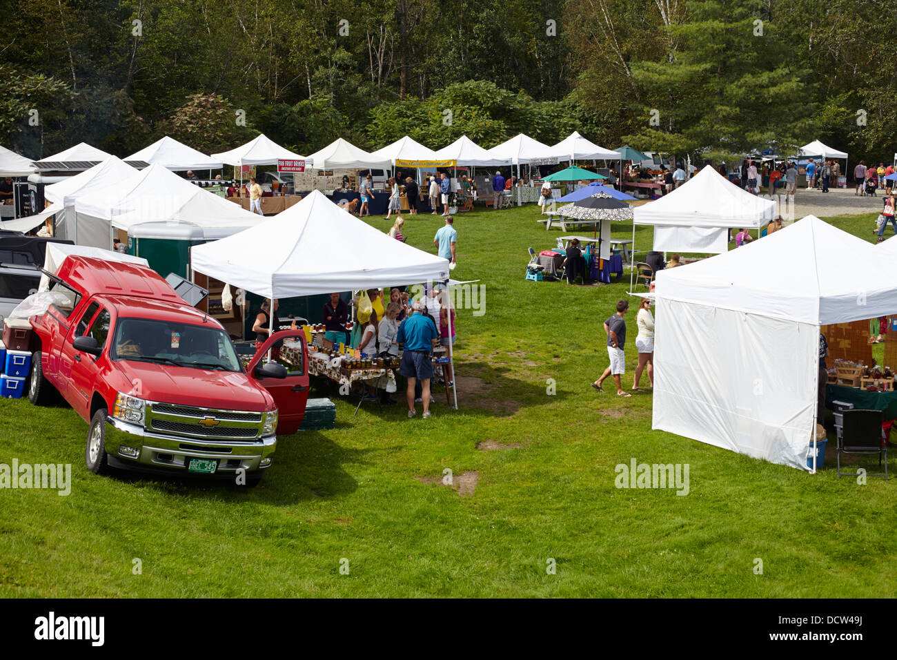 Outdoor farmer's market, Stowe, Vermont, New England, USA Stock Photo Alamy