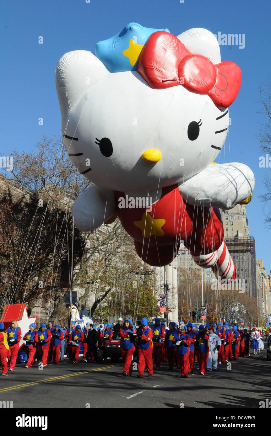 The hello kitty balloon hi-res stock photography and images - Alamy