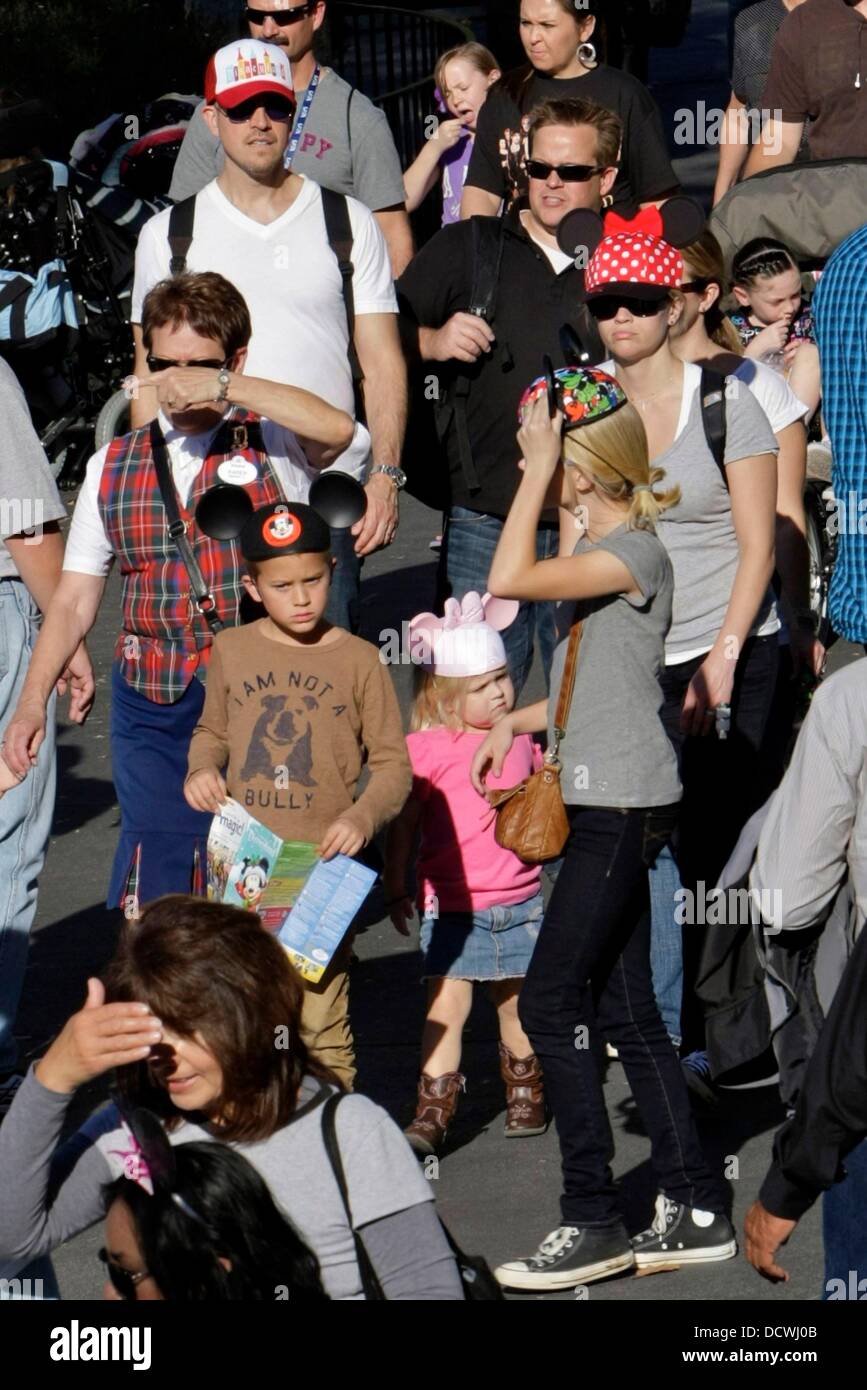 Reese Witherspoon and husband Jim Toth spend the day at Disneyland with