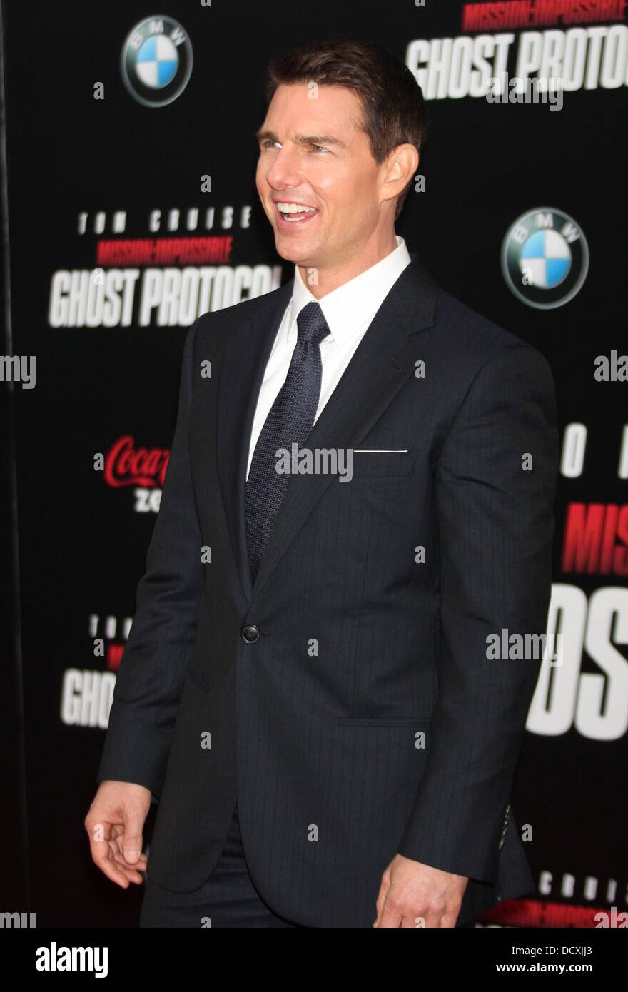 Tom Cruise New York Premiere of ''Mission: Impossible - Ghost Protocol ...