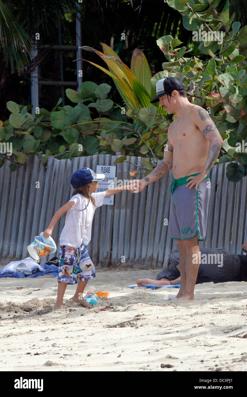 Anthony Kiedis and his son Everly Bear enjoying a holiday on St