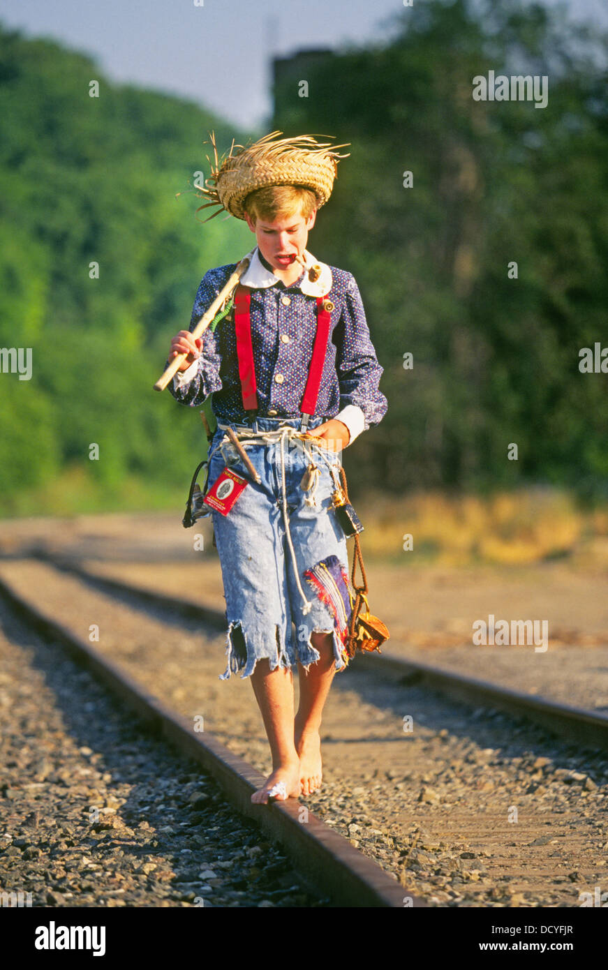 Tom sawyer book hi-res stock photography and images - Alamy